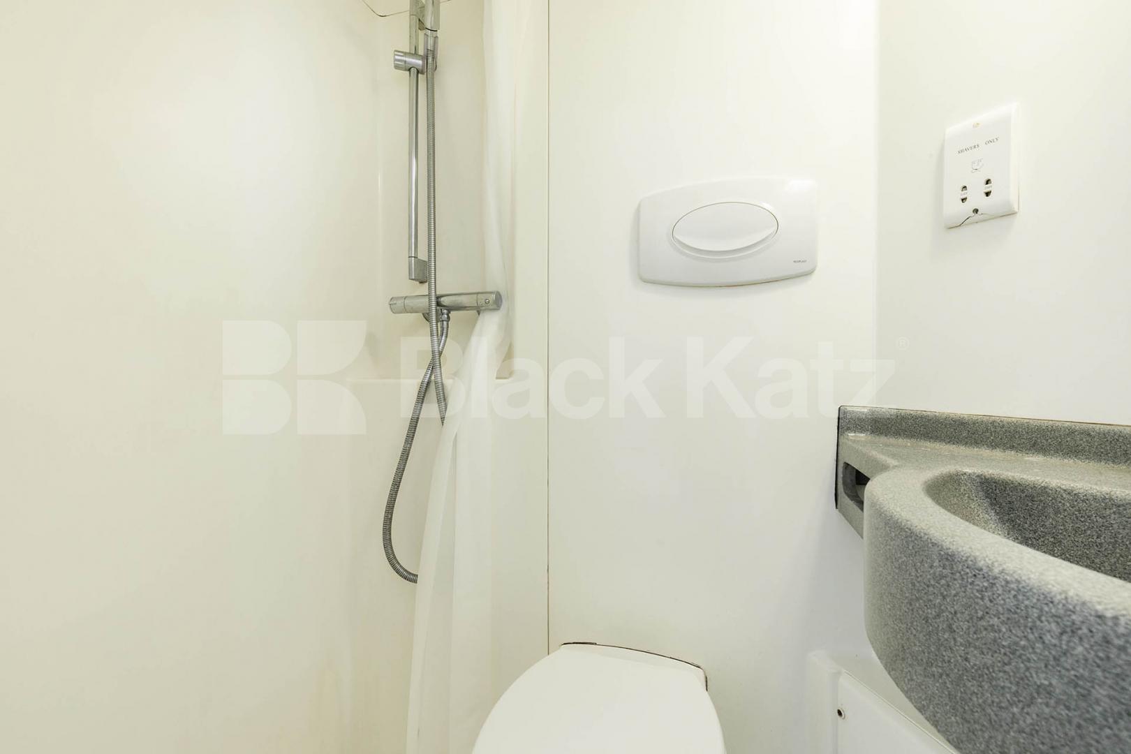 5 bedroom 5 ensuite HMO house located close to Holloway Station  Hornsey Road, Holloway